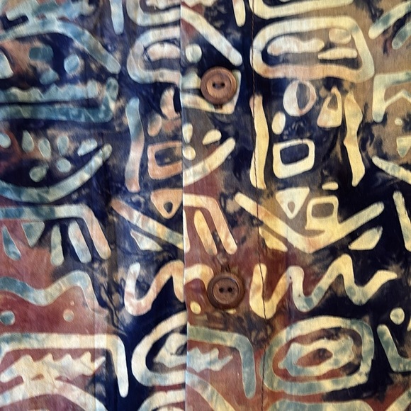 Walking Co. Rayon Shirt - Picture 2 of 7